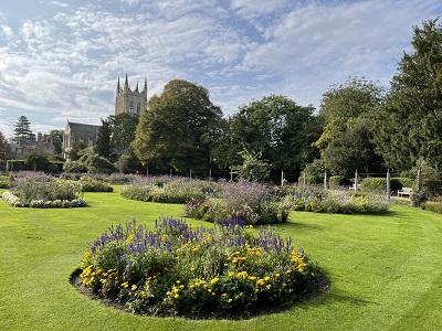 Abbey Gardens and Cathedral icon