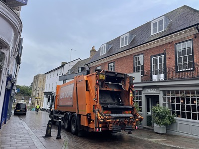 Bin lorry on Abbeygate Street icon